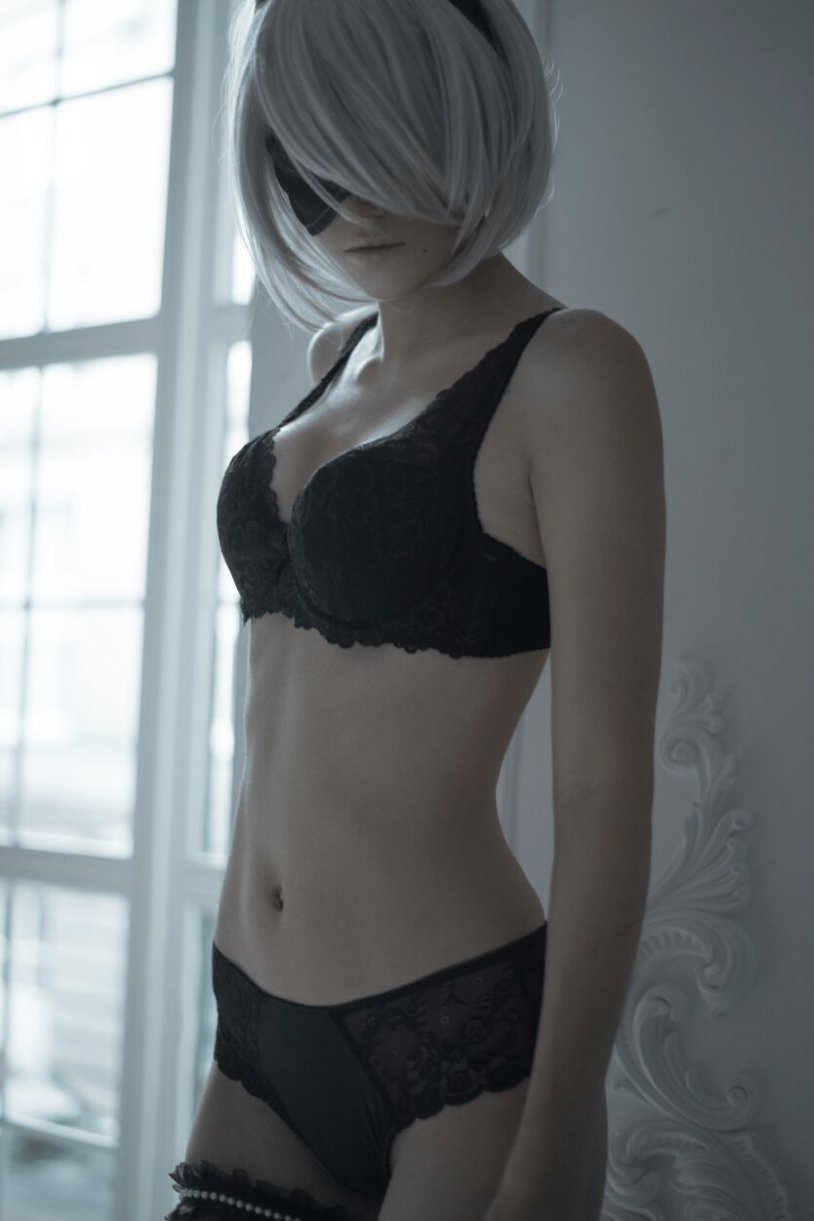 Mitsuri Kanroji Sasha Holland