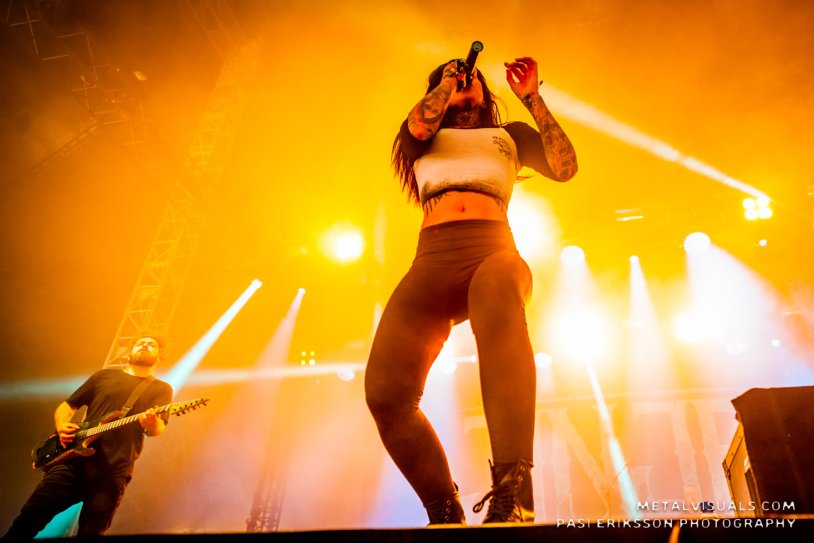 Anastacia disgraced herself on the show