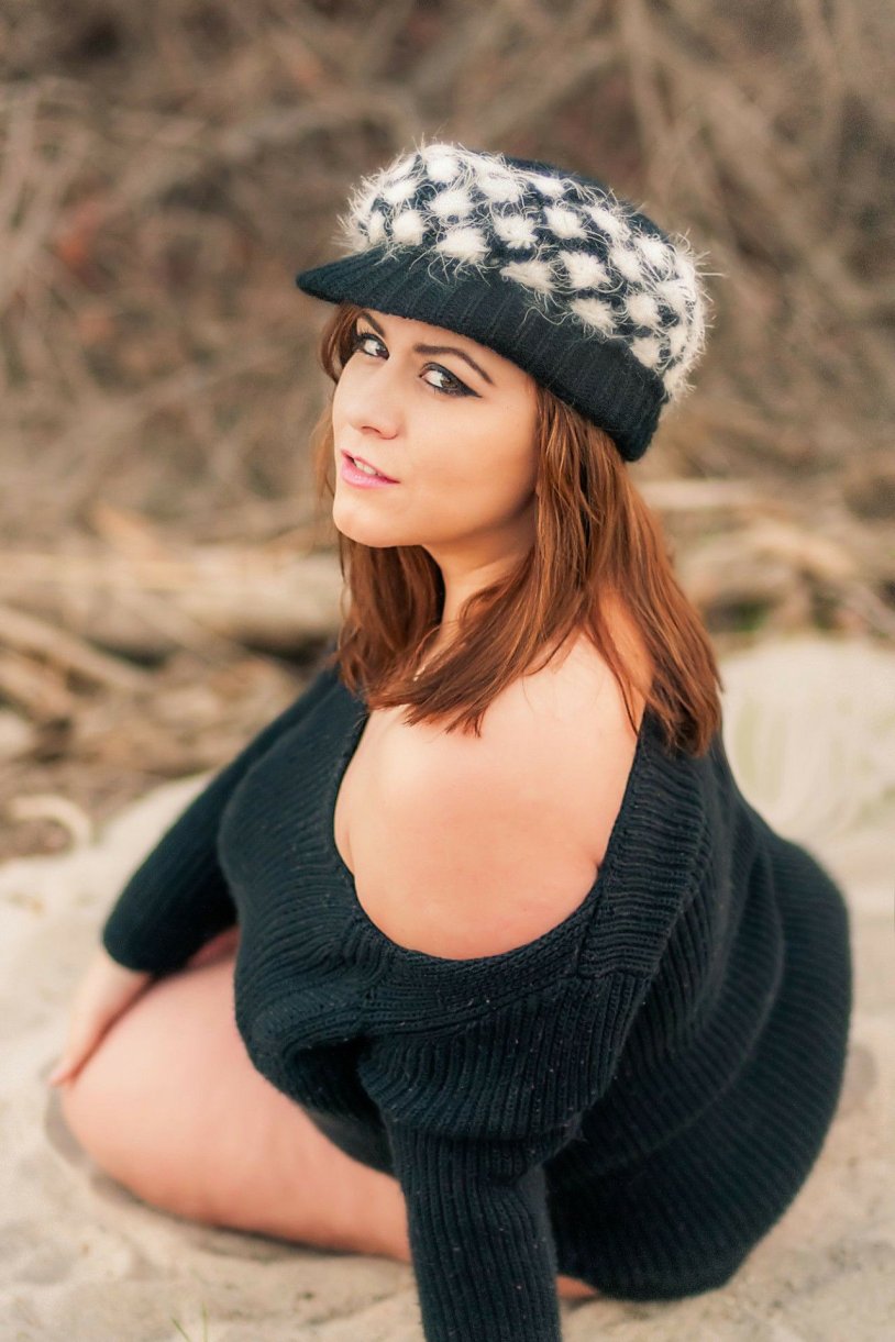 Letitia Thomas Model Plus Size stomach