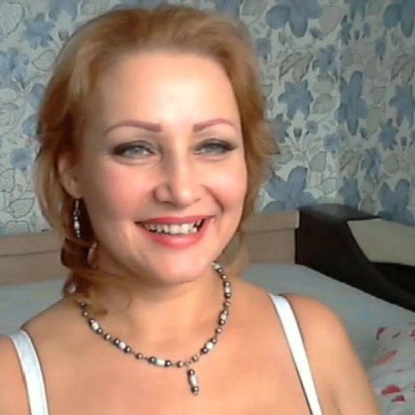 Private photos of women for 55