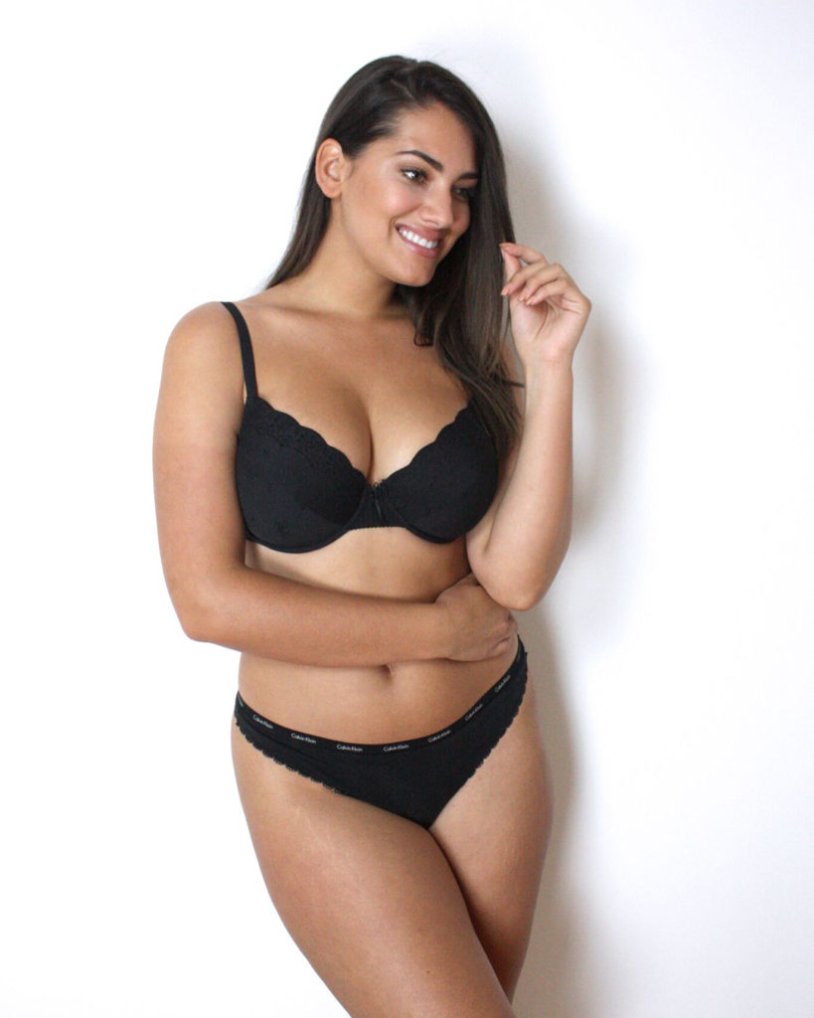 Lorena Duran Victoria Sikret