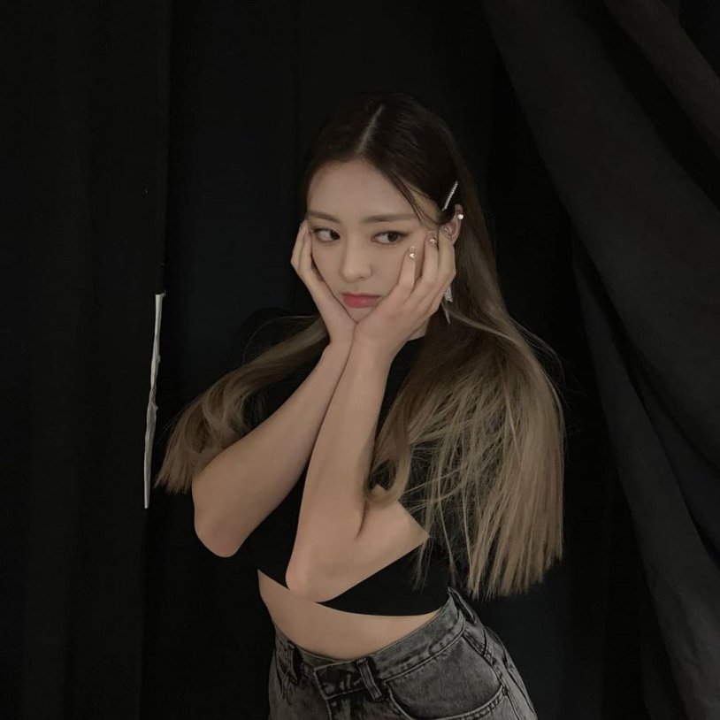 Korean magazine Nylon