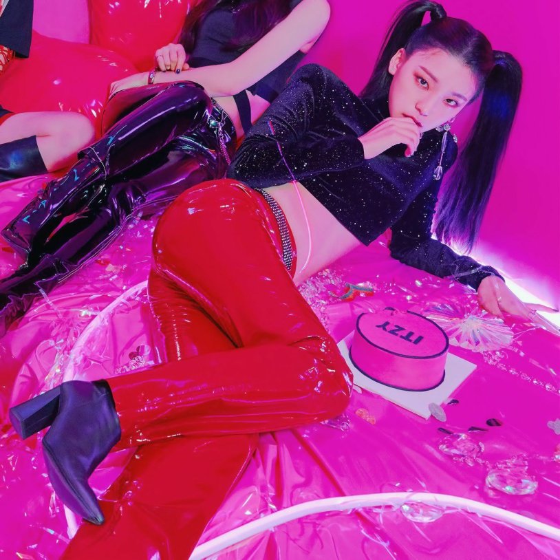 Itzy LIA ICY