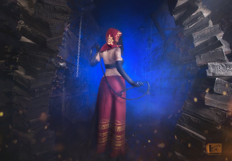 Desert sorceress Dark Souls 2 cosplay