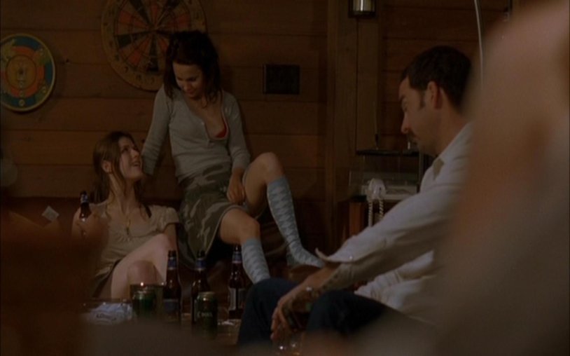 Katherine Waterston Hot