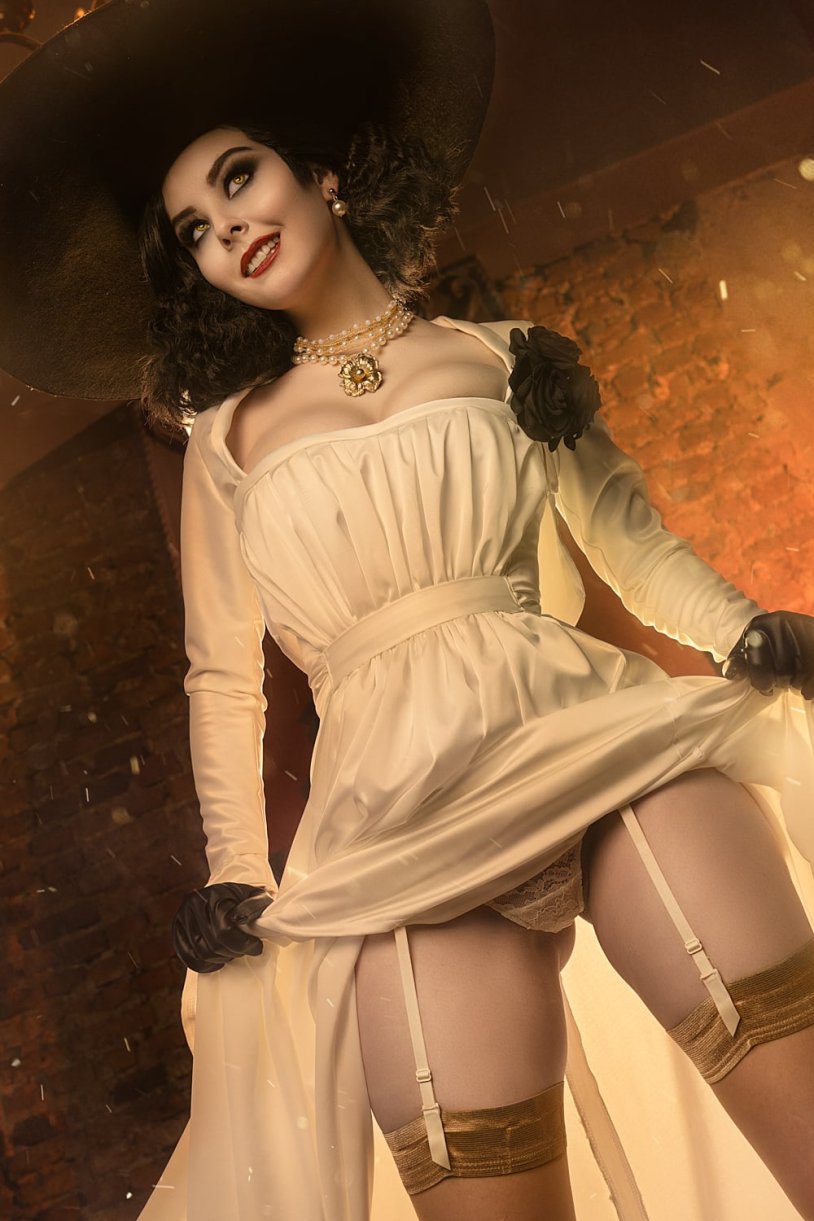 Resident Evil 8 Village Lady Dimitrescu