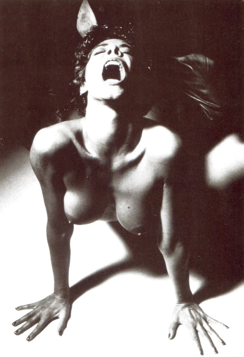 Millie d’Abbrachacio naked