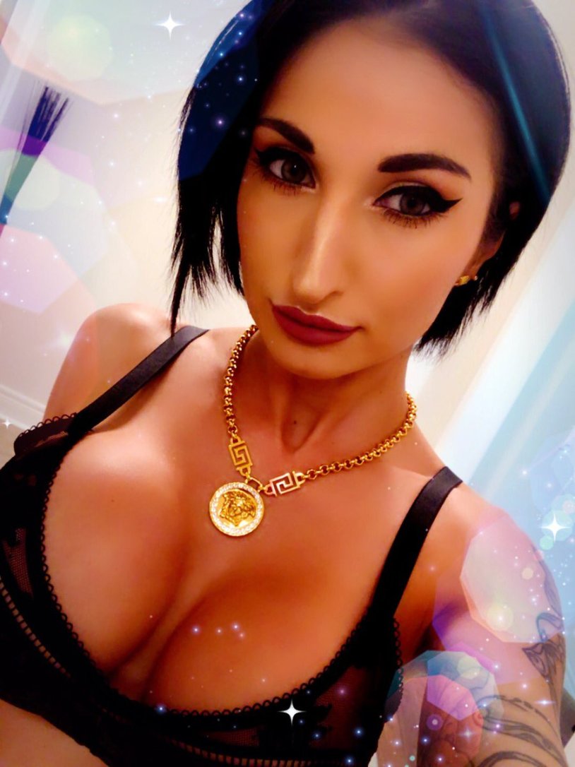 Cherry Devivre watch online naked