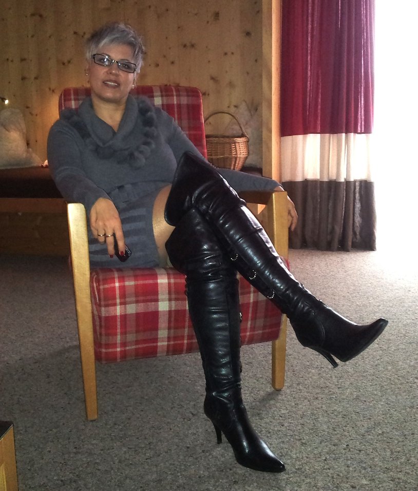 Older women in latex