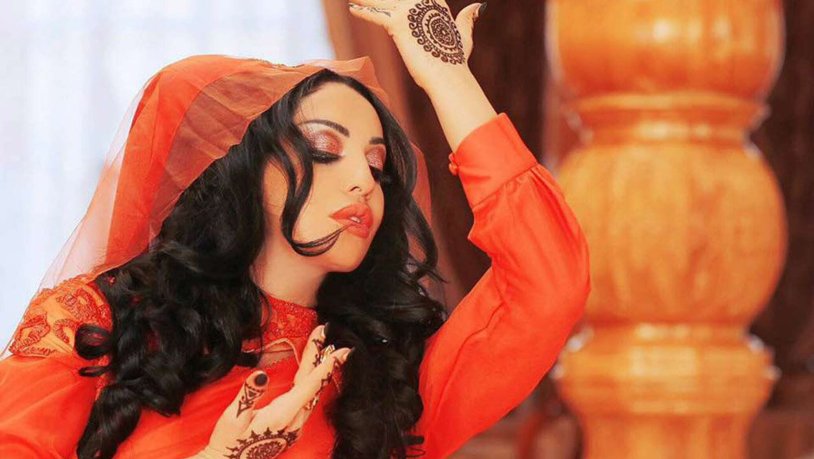 Shabnami Surayo Tajik singer