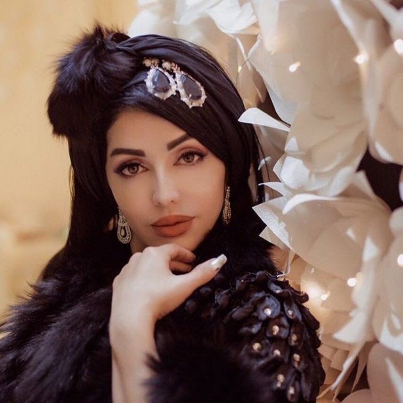 Singer Tajikistan Shabnami Surayo