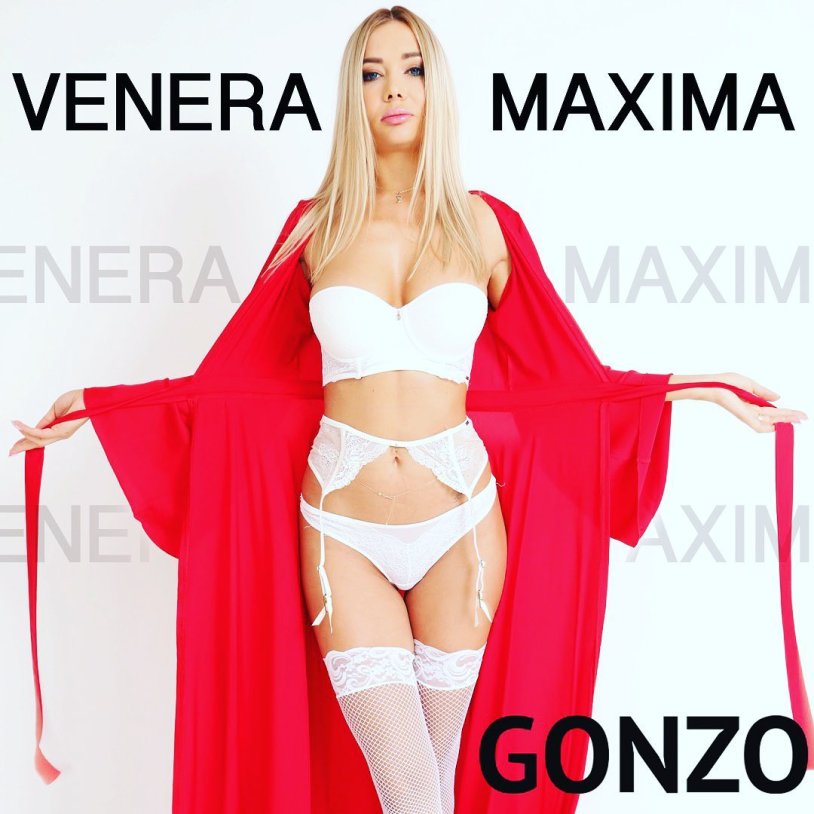 Polina Feys and Pasha Technician