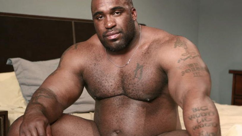 OPIAAAS A guy with a girl