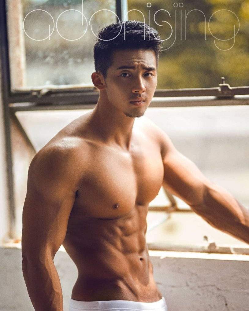 Adonisjing Instagram