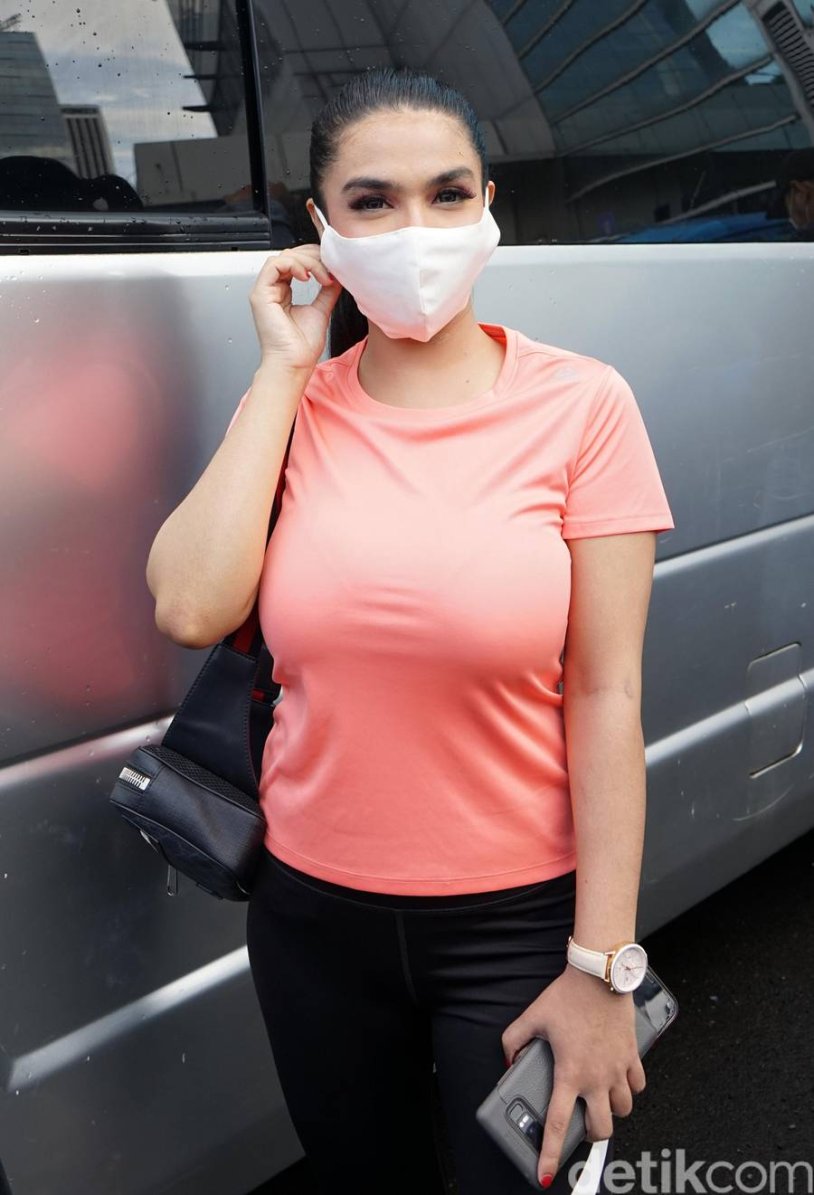 Siva Aprilia Hot Tlanjang