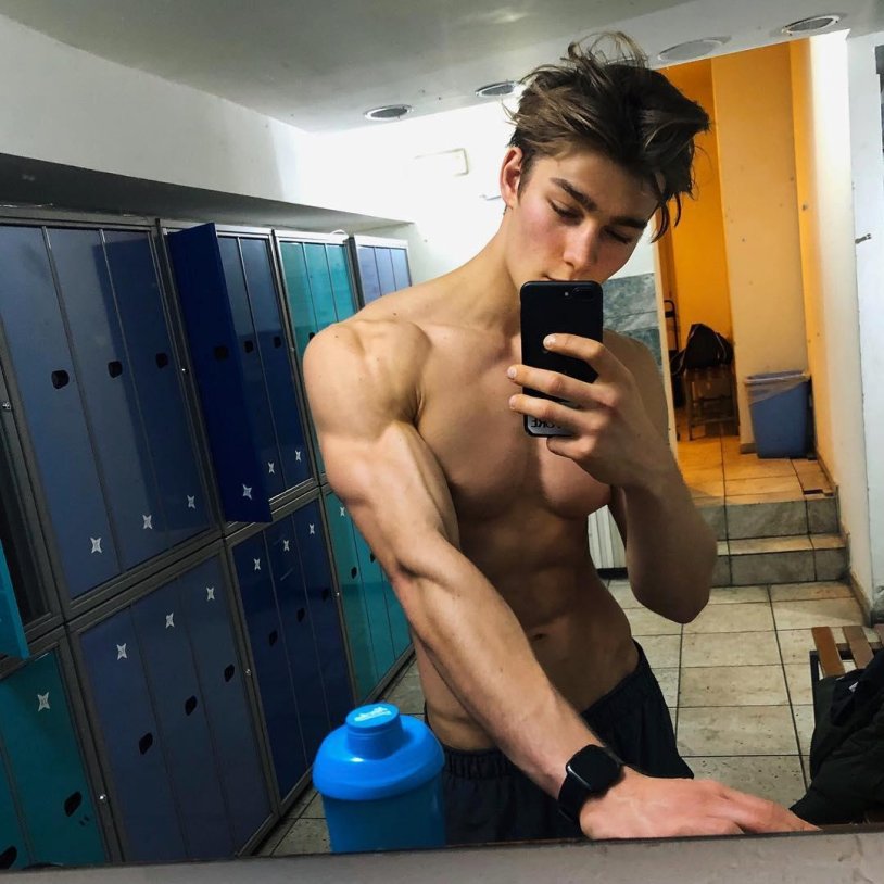 Manu Rios years 16-17