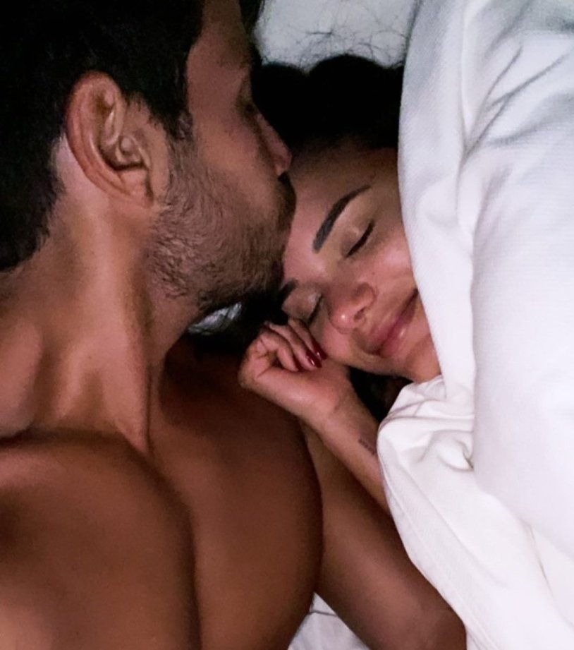 Instagram and reality of the girl