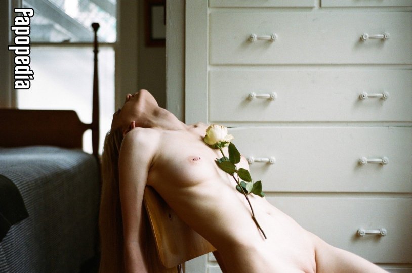 Legs -Up Collection - Images - Hiqqu XXX - Share it Ass Feet