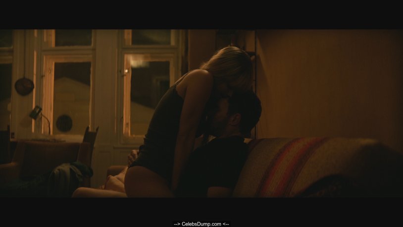 Jennifer Lawrence Scene