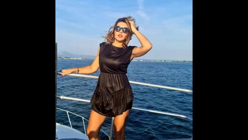 Valeria Marini undressed