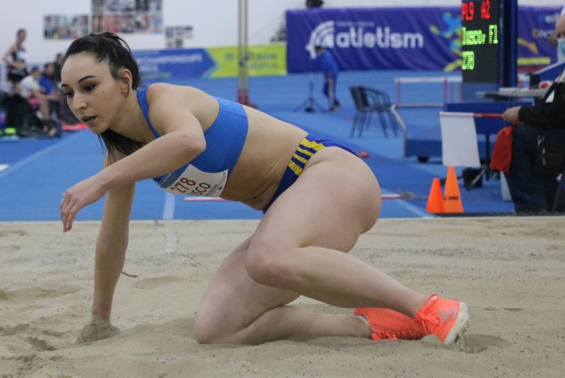 Drying the length of a woman Record