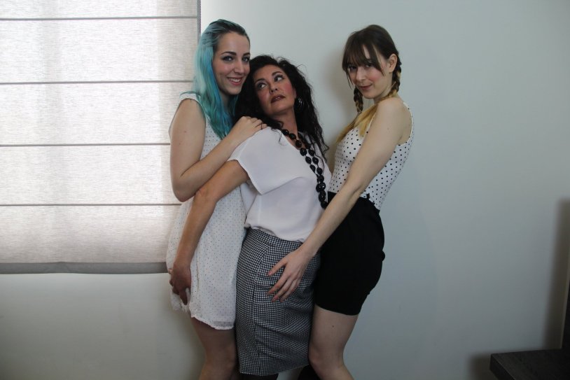 러시아 엄마 (Russian Mom, 2016 Actors