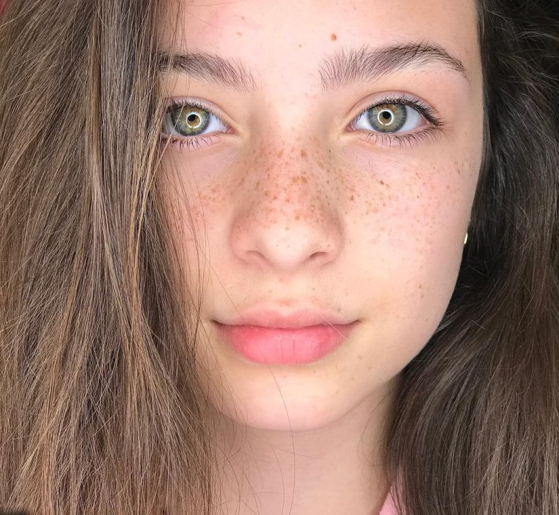 Natural makeup