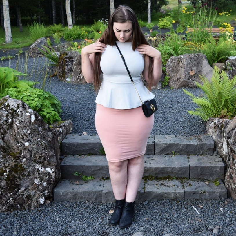 ROXY RISINGSTAR LUNDREY 18 +