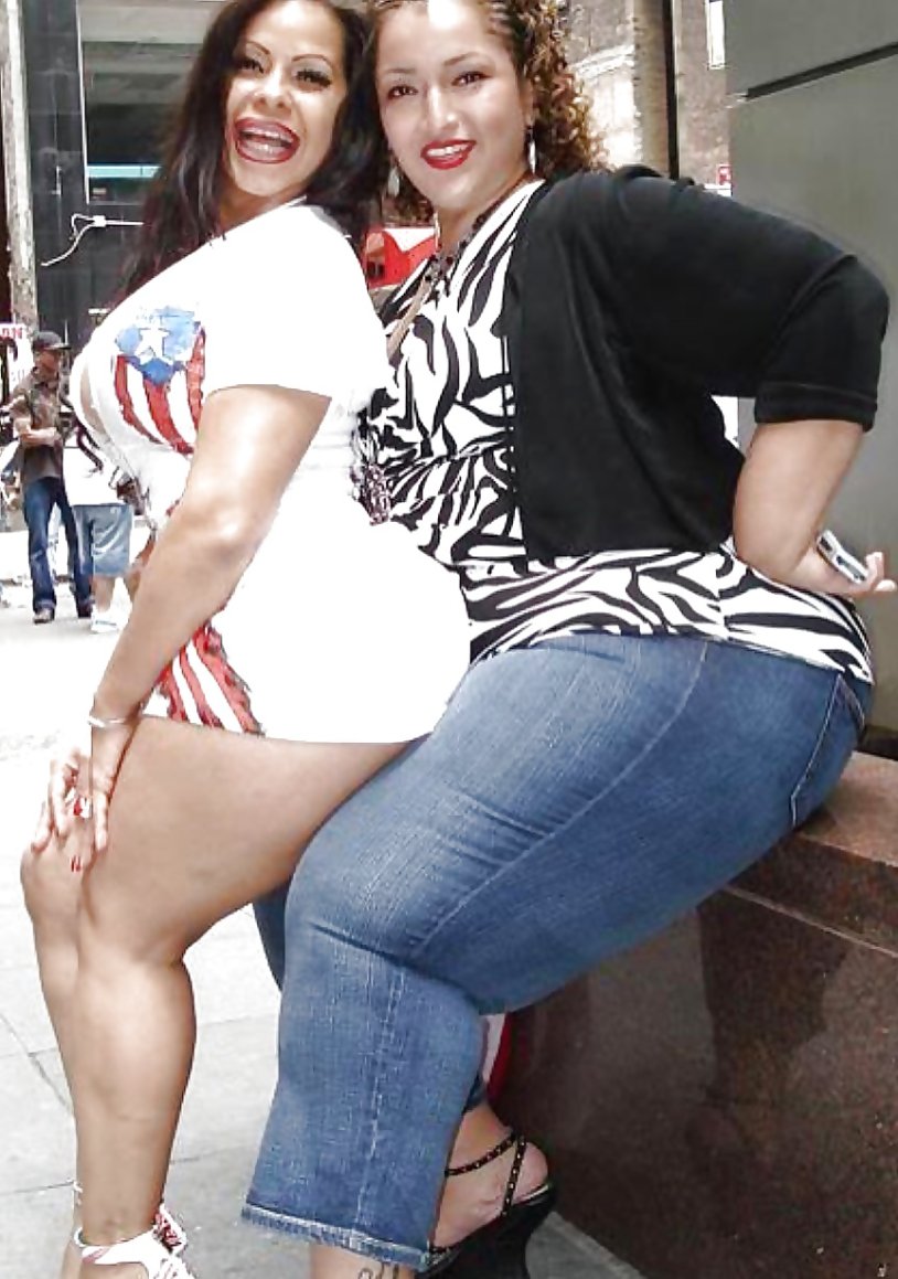 Comics about Tall Girl