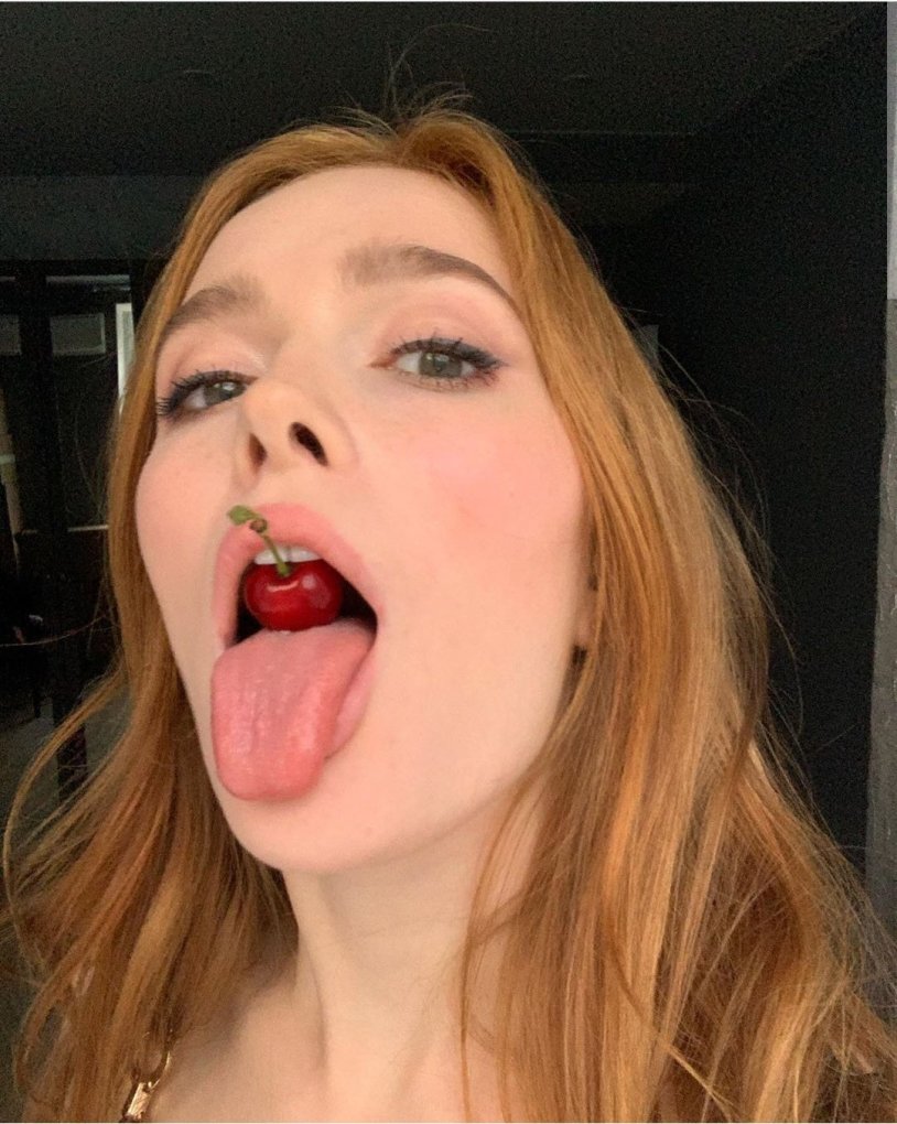Jia Lissa licked a girlfriend