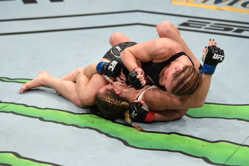 Roxanne Modafferi vs. Andrea Lee 2