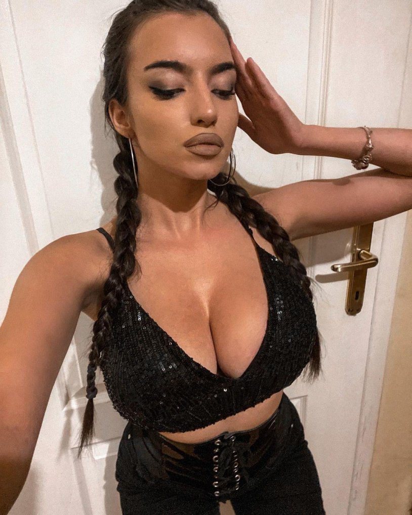 Kristina Sheiter Wallpaper