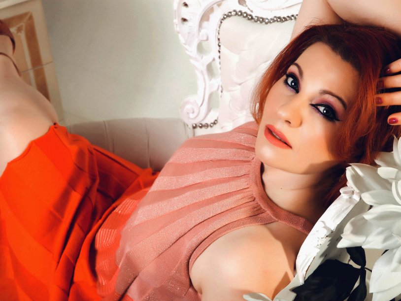 Amelia (Kira, Amelia Gin)