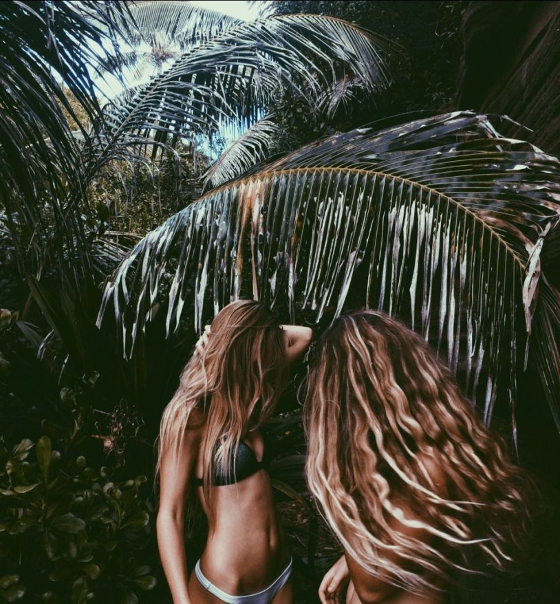 Beautiful twine at sea