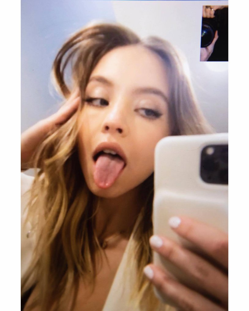 Hunter Shafer and Zendaya Kiss