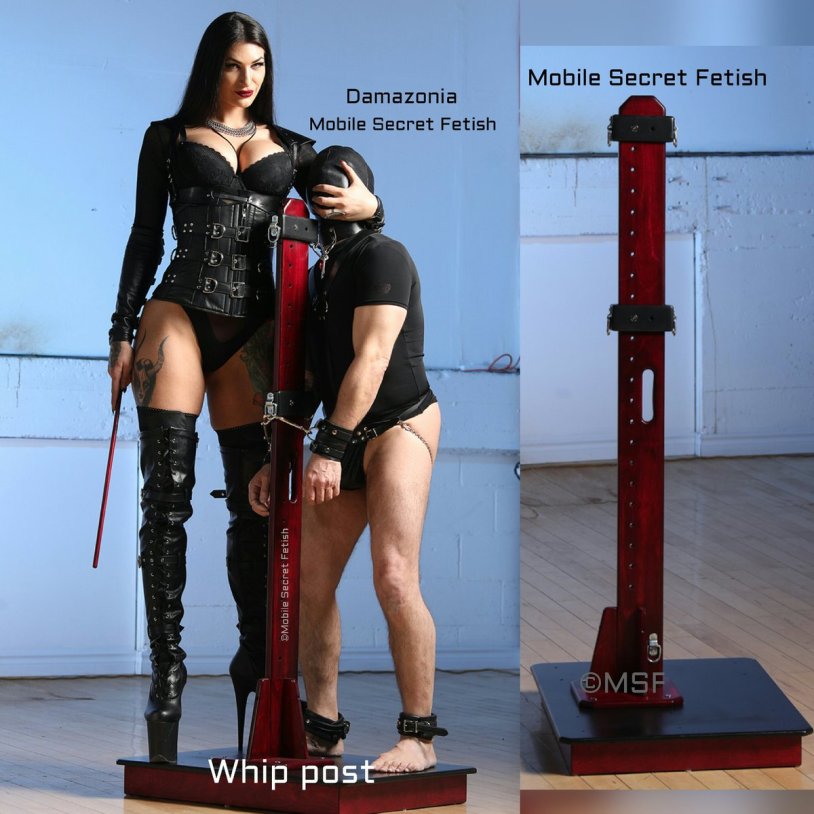 Damazonia Dominatrix strapon solo