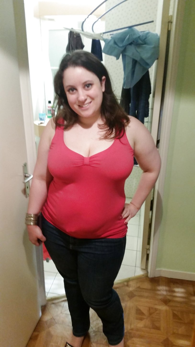 Naked Fidi full -length