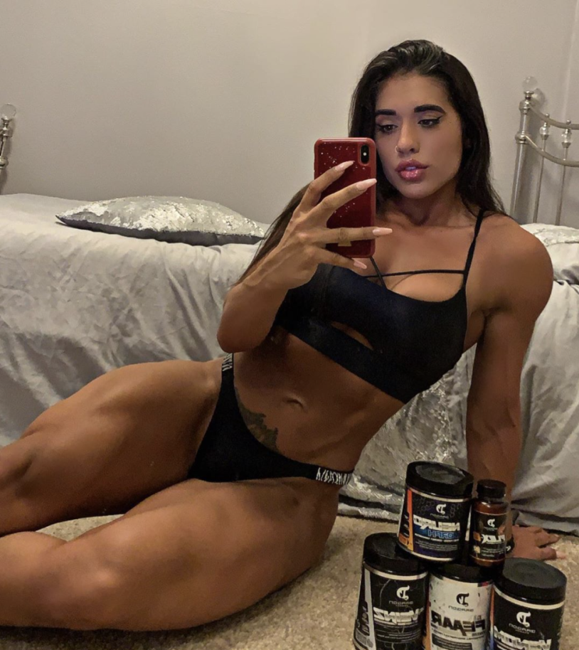 Anime wallpaper is monophonic