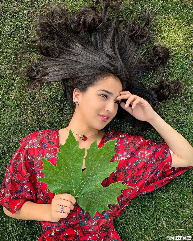 Munisa Rizaeva Sharmanda