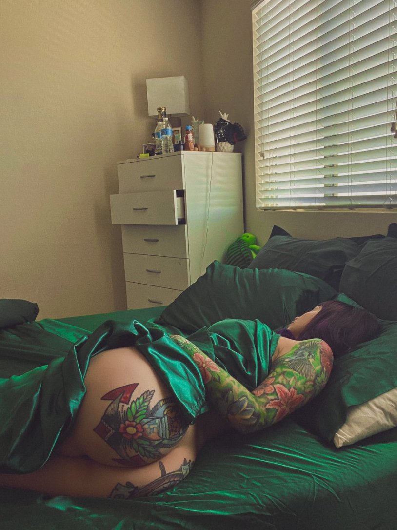 Diana Deets Coconut Kitty Plum