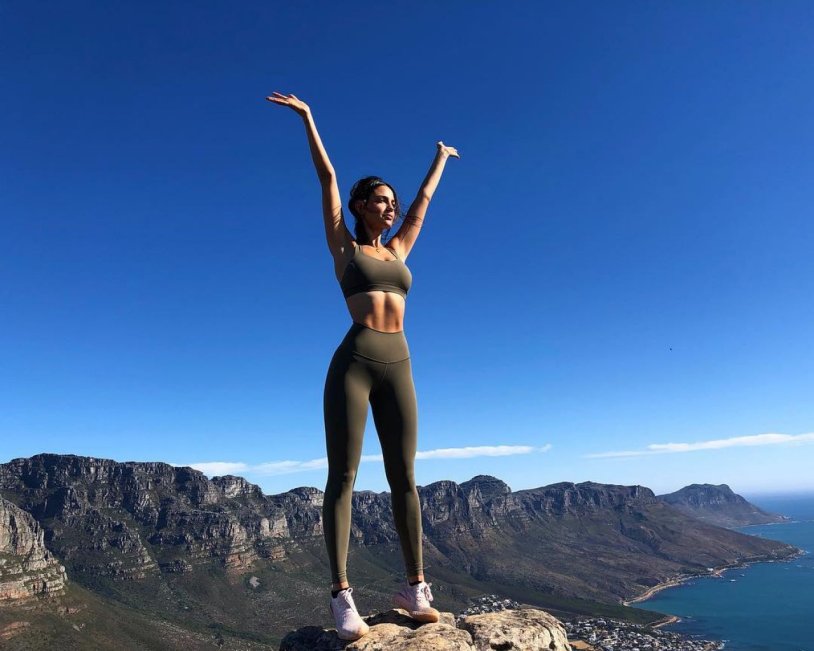 Eliza Gonzacles drain