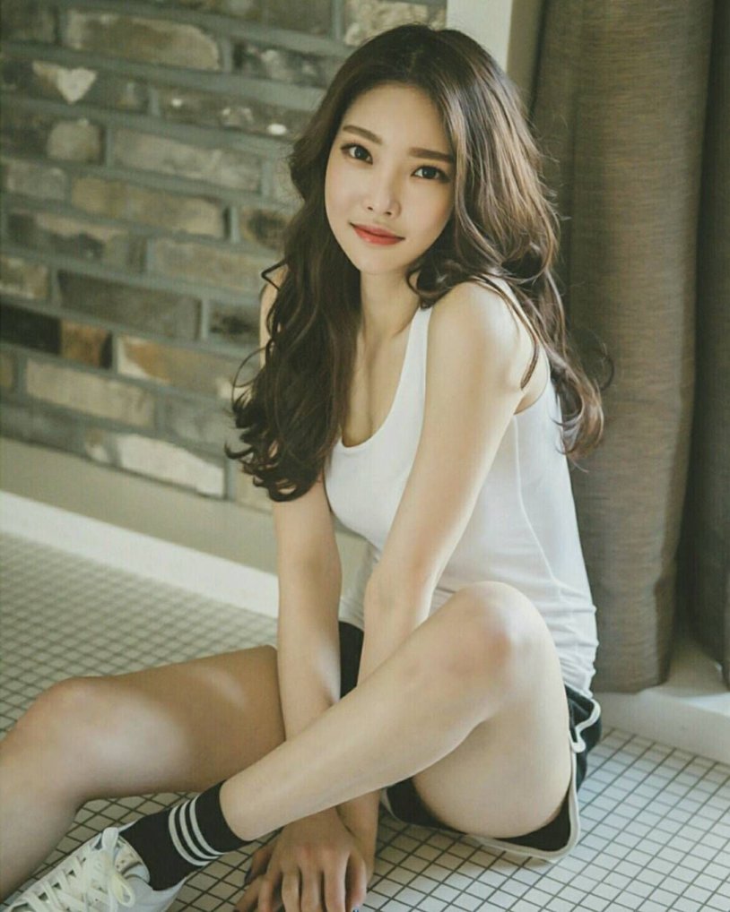 Korean model Park Jung Yun 2020