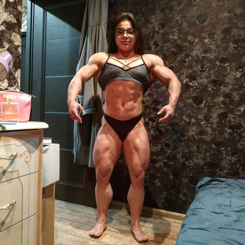 Nastya Leonova Bodybuilding