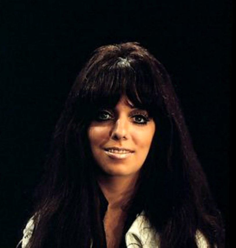 Mariska Veres is young