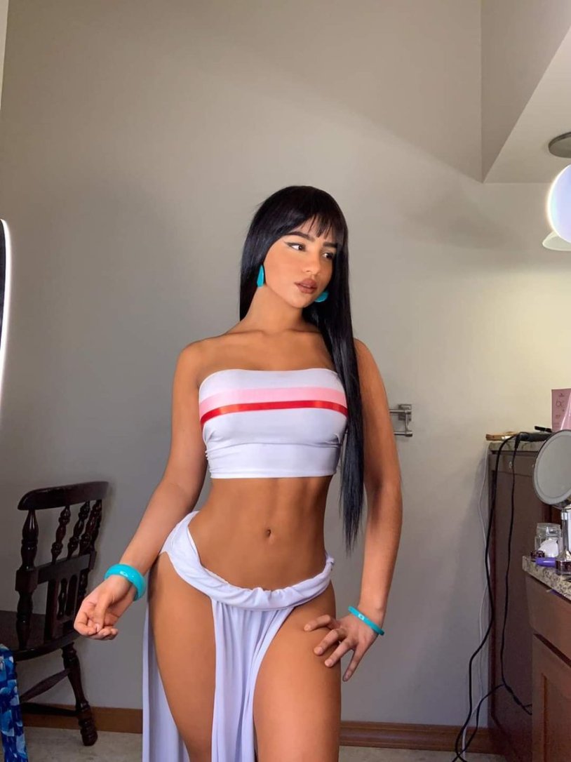 Barbara Palvin is hot