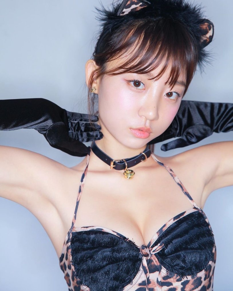 Beautiful Asian girl