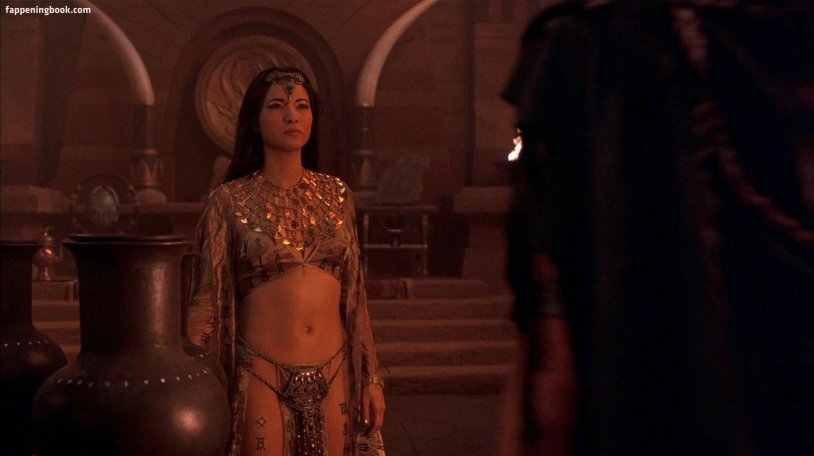 Kelly hu hot photos naked