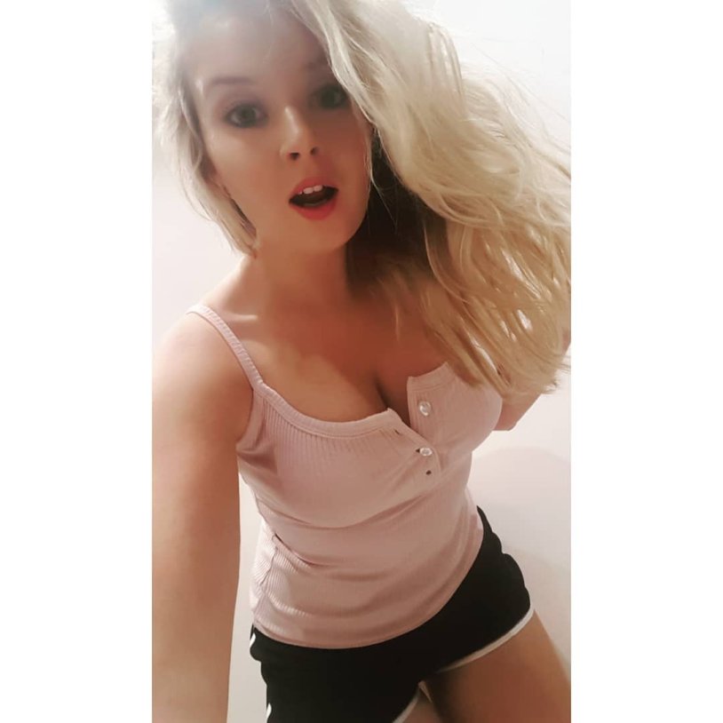 Valeriya asmr figure