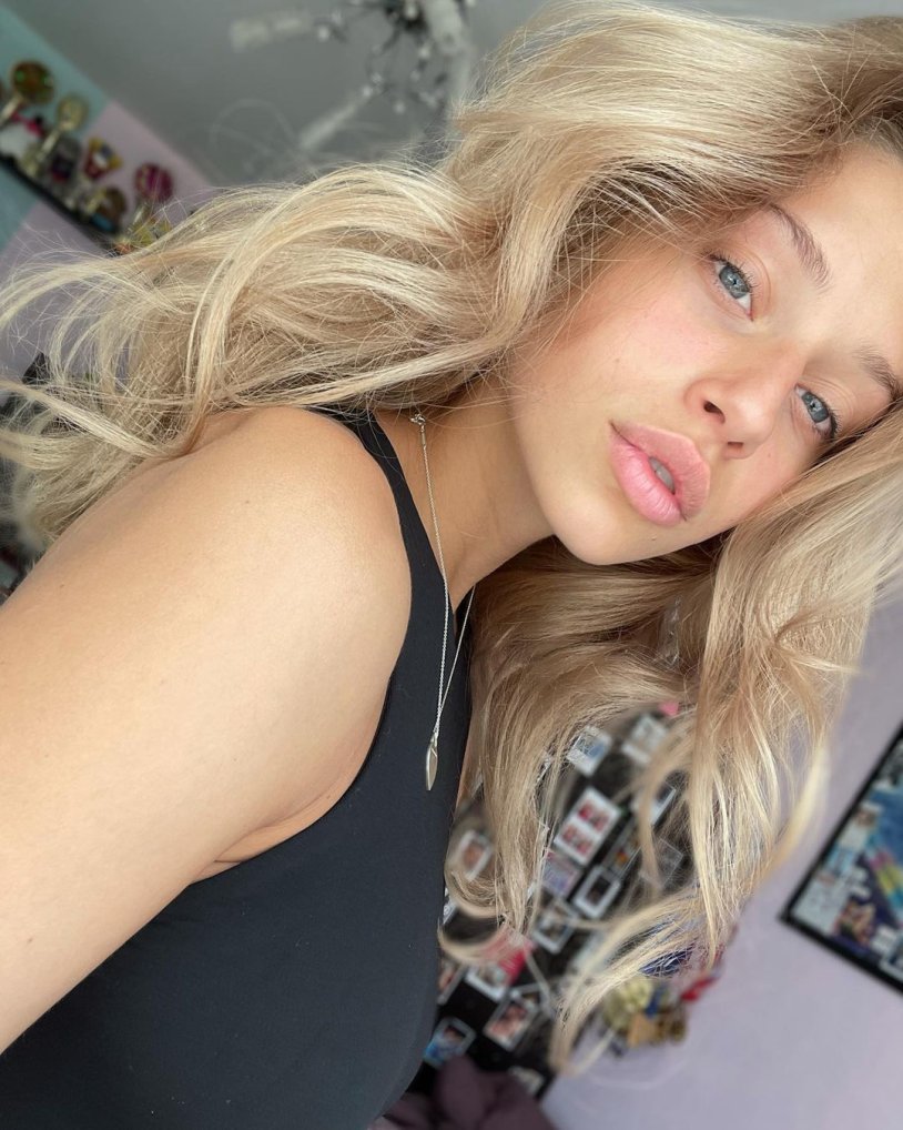 Ariana Marie John Sins Massage