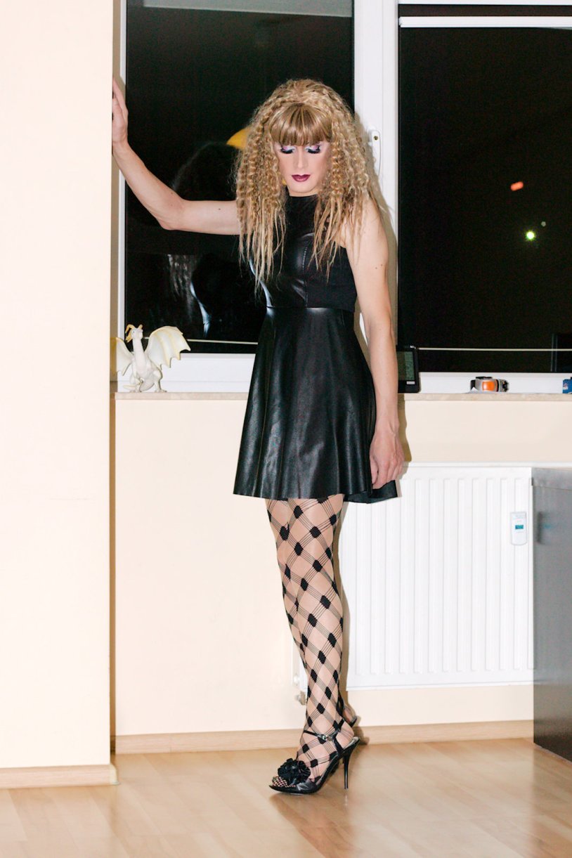 Alena Crossdresser in MAI Contact